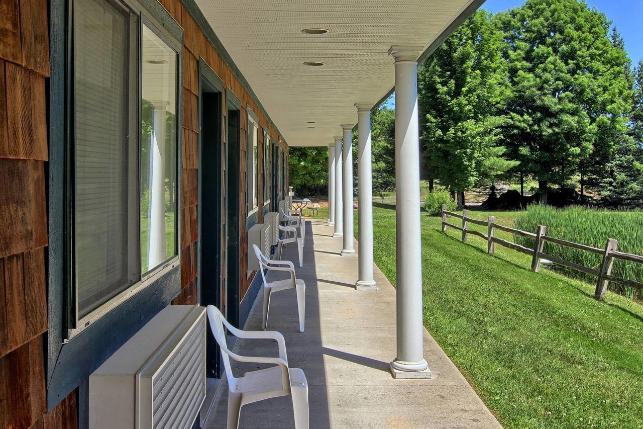 The Legend Cottage Inn Bellaire Luaran gambar